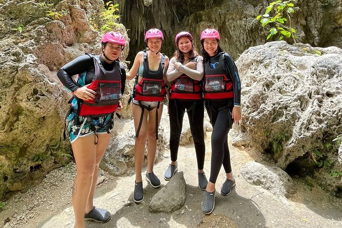4 Hour Canyoneering Adventure at Kawasan Falls with Lunch - Getting Started at Dante’s Peak: Find the Right Base and Go Early