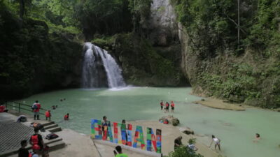 Cebu: Inambakan, Kawasan, and Mantayupan Falls Day Trip - Inambakan Falls: A Calmer Start and the Chance to Go Bigger