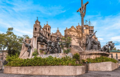 Cebu & Lapu-Lapu City Tour With Lunch at House of Lechon - Fort San Pedro and Cebu’s Heritage Monument: old walls and modern storytelling