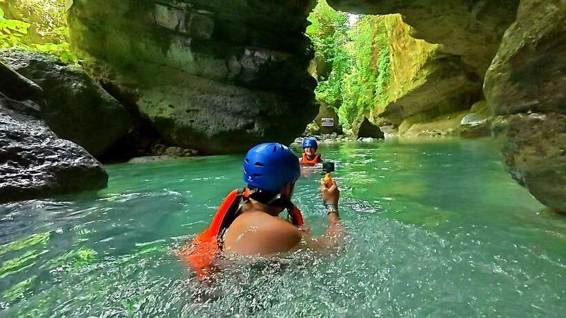 Cebu: Moalboal Sardine Run & Kawasan Falls Canyoneering - Who should book this South Cebu combo