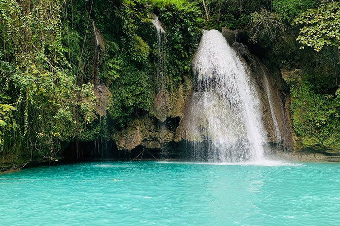 Cebu Oslob Whalesharks, Sumilon & Kawasan Waterfalls Tour - Sumilon Island reef time: a break from the crowds