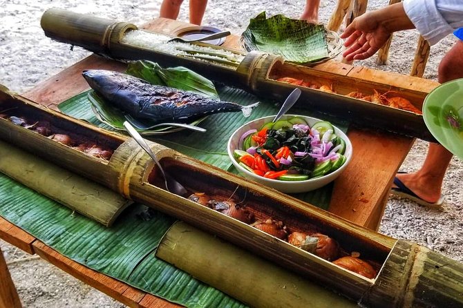Cebu Traditional Bamboo Cooking - From spices to the bamboo shell: how the session runs