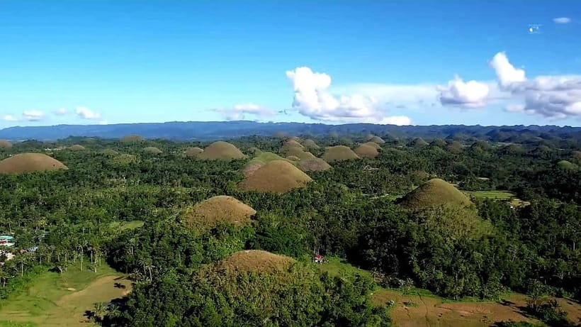 From Cebu: Bohol Countryside & Buffet Lunch Exclusive Tour - Mirror of the World: A Quick Photo Machine for Big Landmark Replicas