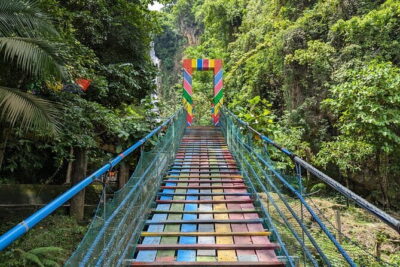 Moalboal Sardine Run, Sea Turtle and Mantayupan Falls - Mantayupan Falls: a 98-meter reset away from the heat