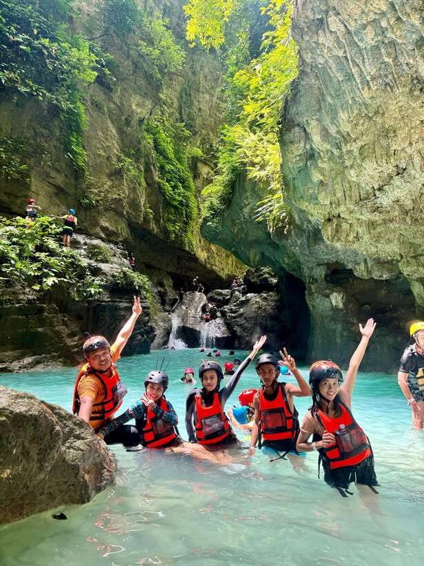 Oslob Whale Shark Swimming & Kawasan Falls Canyoneering - Key Things I’d Watch For