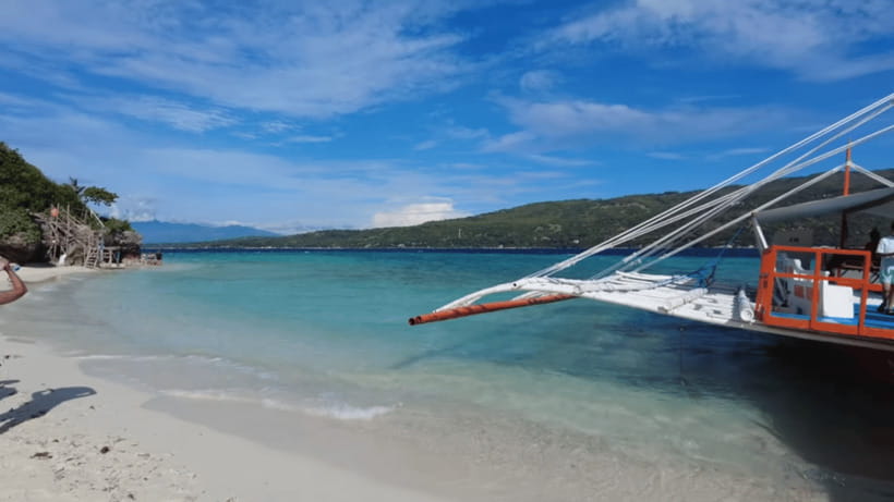 Oslob: Whale Sharks, Tumalog Falls & Sumilon Trio Adventure - The One-Day Pace: Pickup, Travel, and Where Time Goes