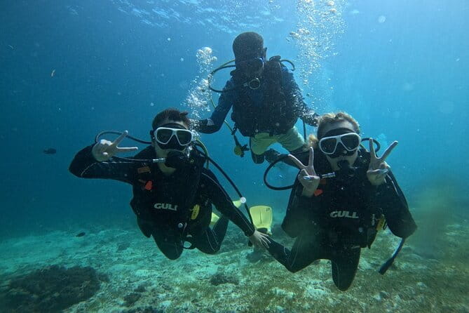 Private Snorkeling and 3 Other Water Activities in Cebu - Wakeboard and the thrill riders: what to expect in practice